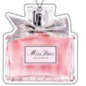 Fragrance tablets are in stock, perfume bottles, car aromatherapy pendants, car supplies, fragrance expansion and deodorization, long-lasting fragrance