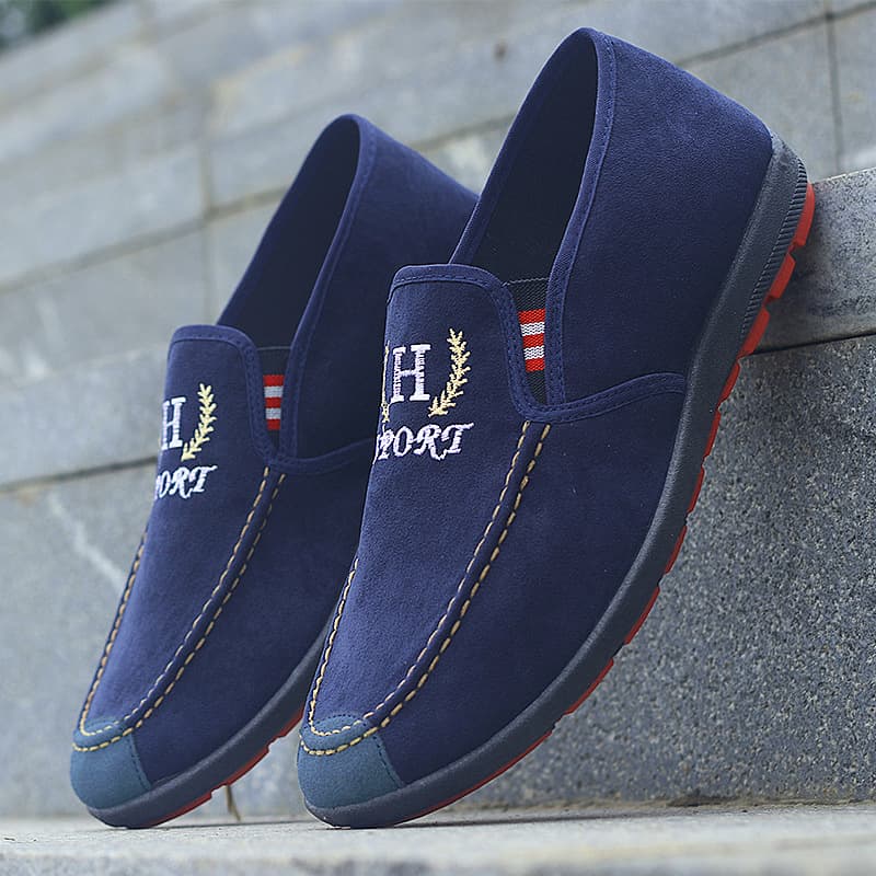 Wholesale men's casual single shoes, low-top canvas shoes, slip-on men's loafers, spring 2024 new style.