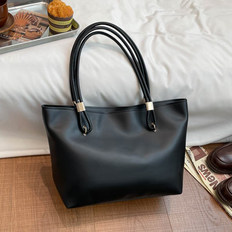 Fashionable and High-End Single-Shoulder Bag for Women, Large Capacity, New Solid Color Handbag, Simple Casual Commuter Tote Bag