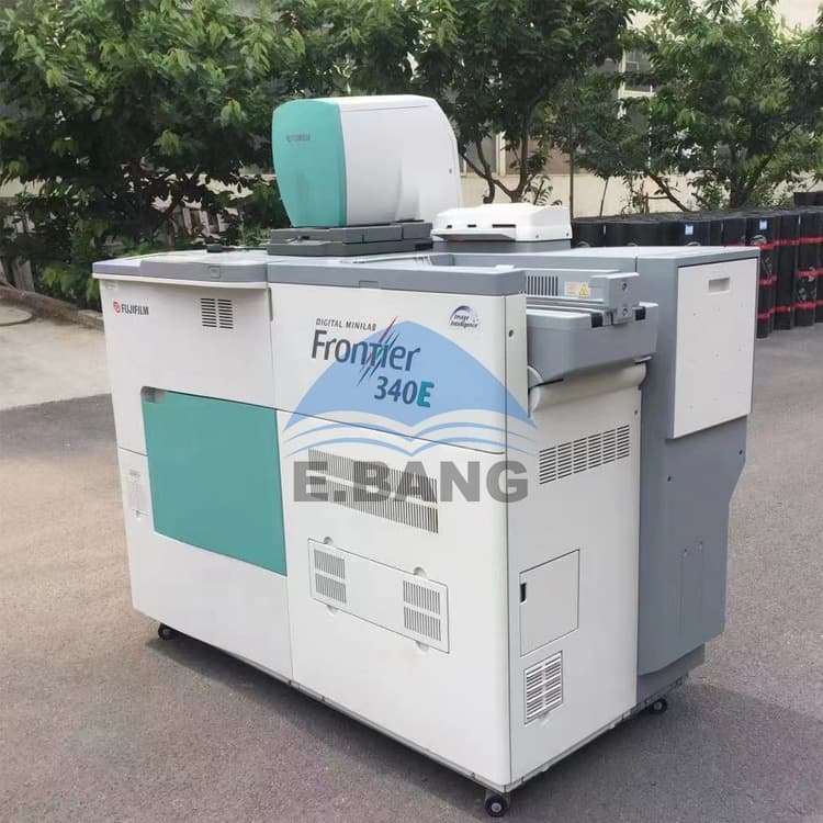 Second-hand Fuji color enlarger Magic Hand FUJI Frontier 340 laser digital photo printer.