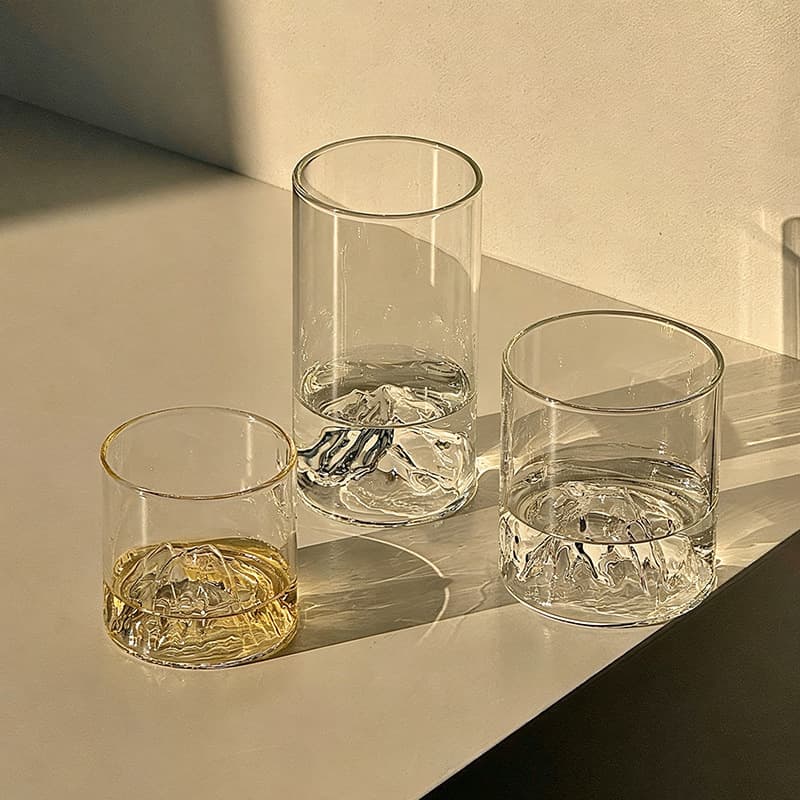 Chinese-style heat-resistant glass cup Mount Fuji cup mountain and river view cup liquor water cup tea cup master cup creative