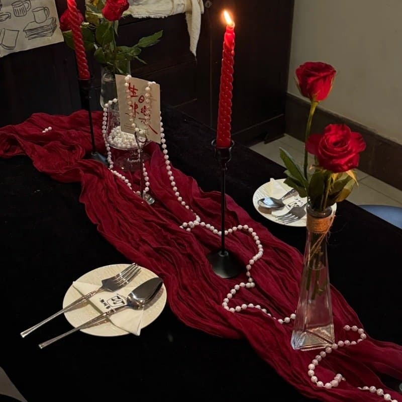 New Year wine red tablecloth birthday arrangement table flag western restaurant birthday arrangement salon scene dining table decoration table F^