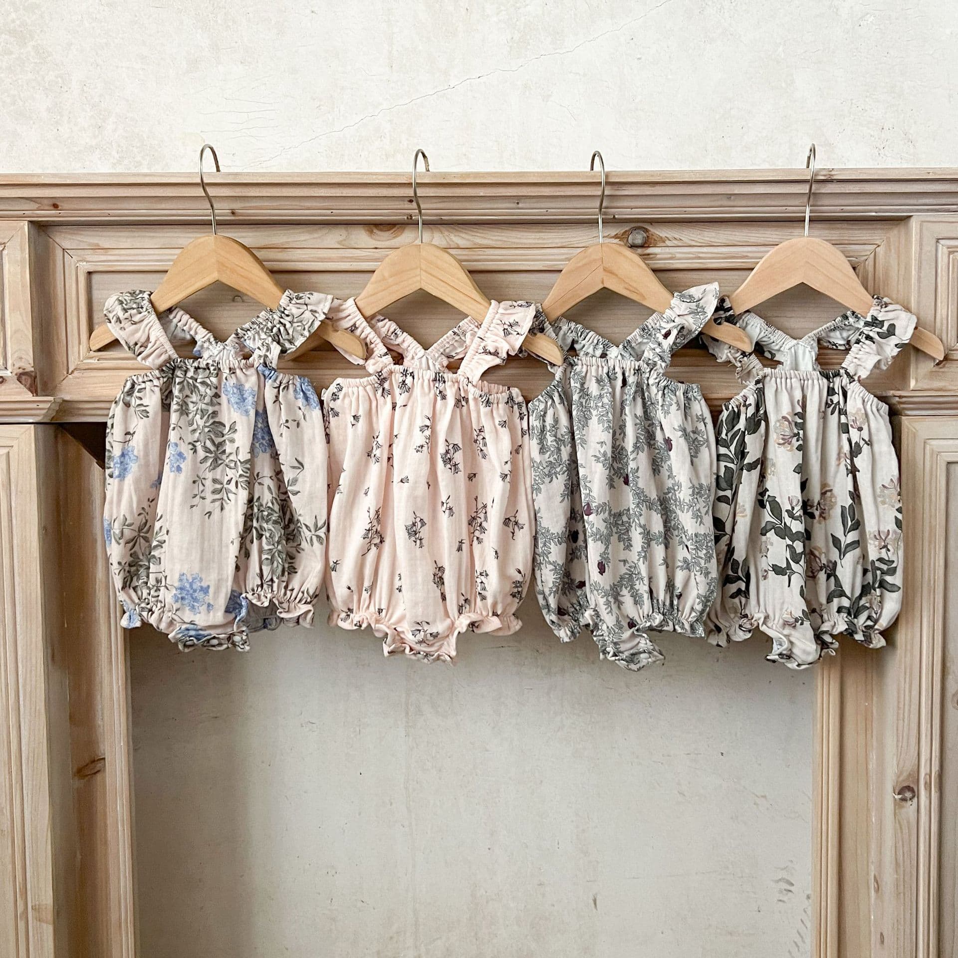 Nordic style sling bag ass baby princess style girl baby summer cute baby romper vest triangle harem