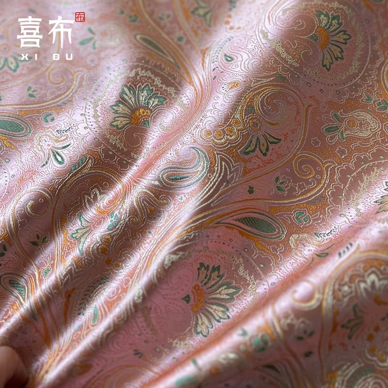 Pipa flower brocade fabric, light pink cloud shoulder, light luxury court paisley Persian style pattern jacquard embroidery fabric