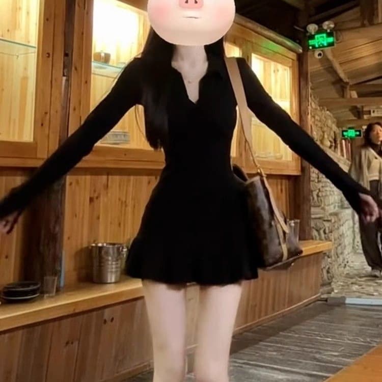 2026 New Mature Style Black V-Neck Dress for Women Fall Winter Slim Fit Bodycon Skirt Hot Girl Pure Desire Short Dress