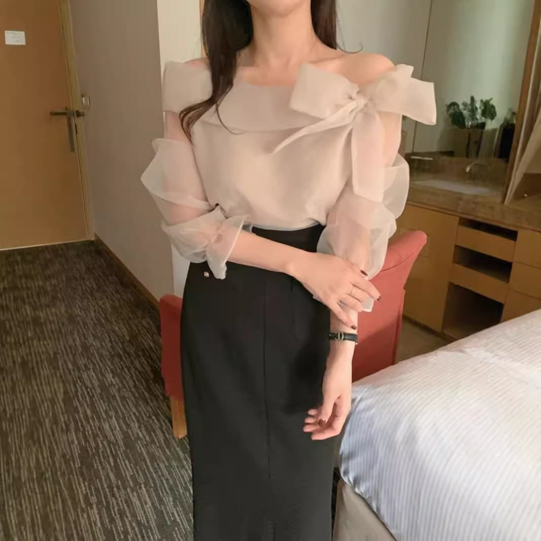 Korean Chic Spring/Summer New French Style One-Shoulder Bowknot Layering Mesh Top with Lining