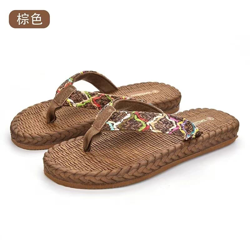 Customized Flat Flip-Flops with Logo for Summer, Women's Outdoor and Home Use Plastic Cross-Strap White-Soled Slippers for Men