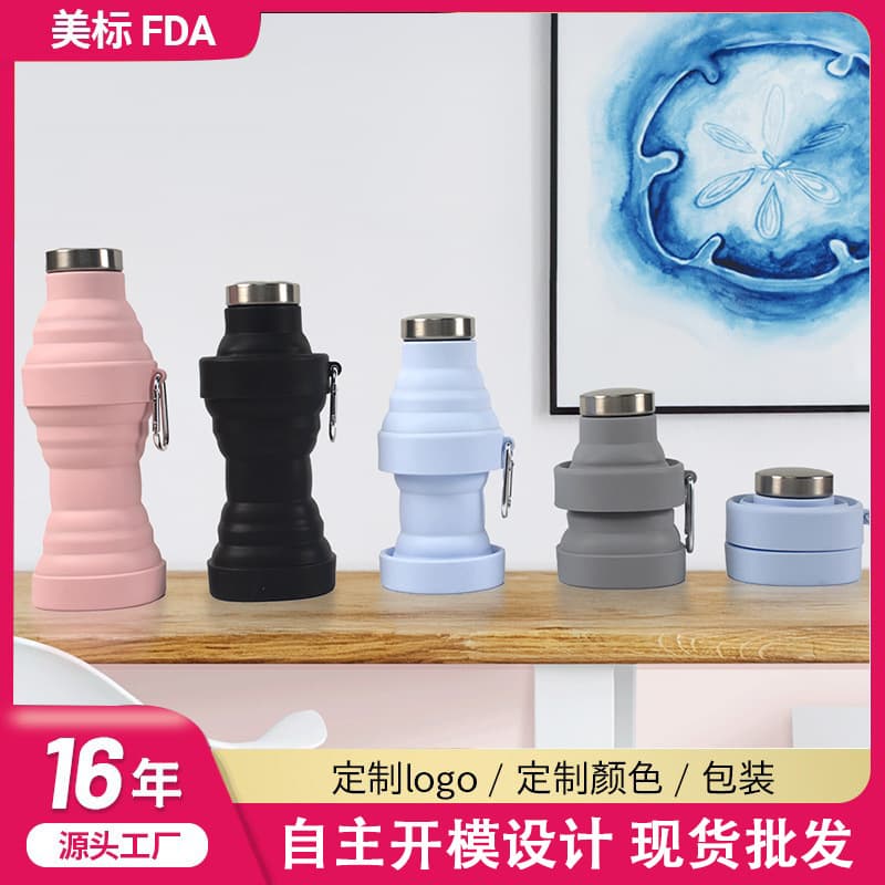 Portable outdoor folding kettle, large-capacity travel sports kettle, customizable retractable silicone kettle for outing and riding
