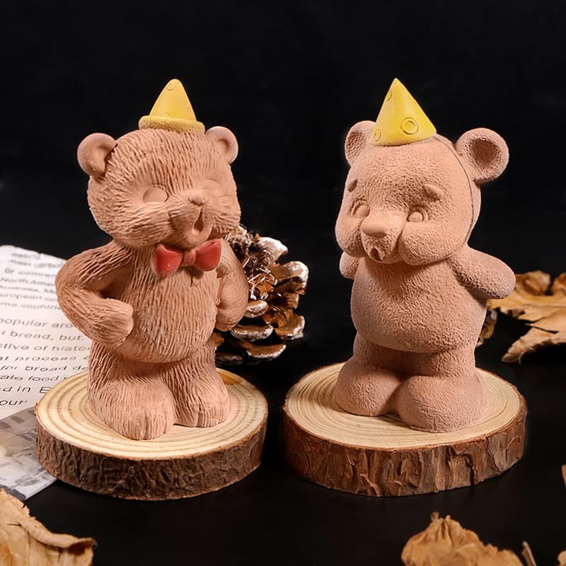 Cross-Border Hands-on-Hips Blowing Candle Birthday Hat Bear Candle Silicone Mold Cartoon Christmas Hat Bear DIY Plaster Mold