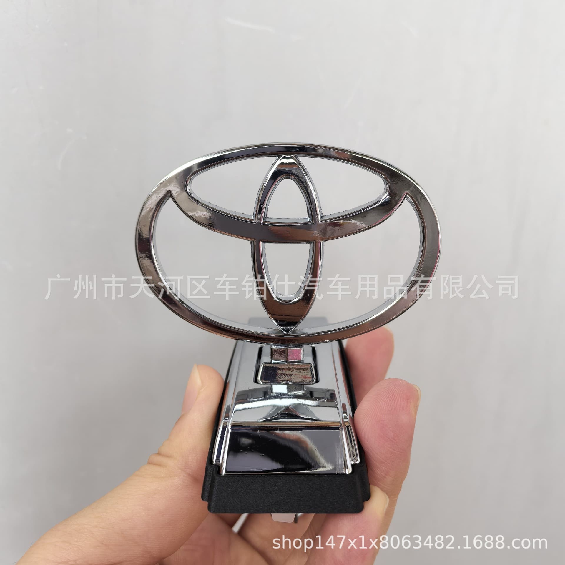 Land Cruiser 3400 Hood Ornament Emblem Front Grille Badge