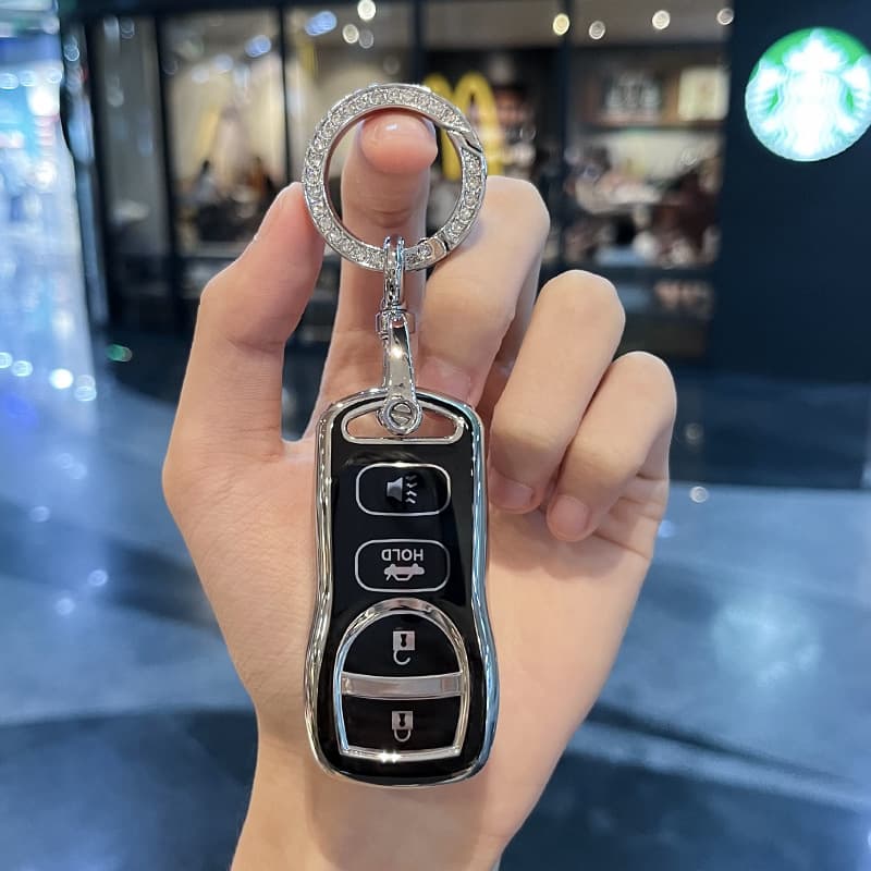 Suitable for Nissan classic Sylphy key cover 15/18/19 old Nissan Liwei Venucia D50 key case buckle