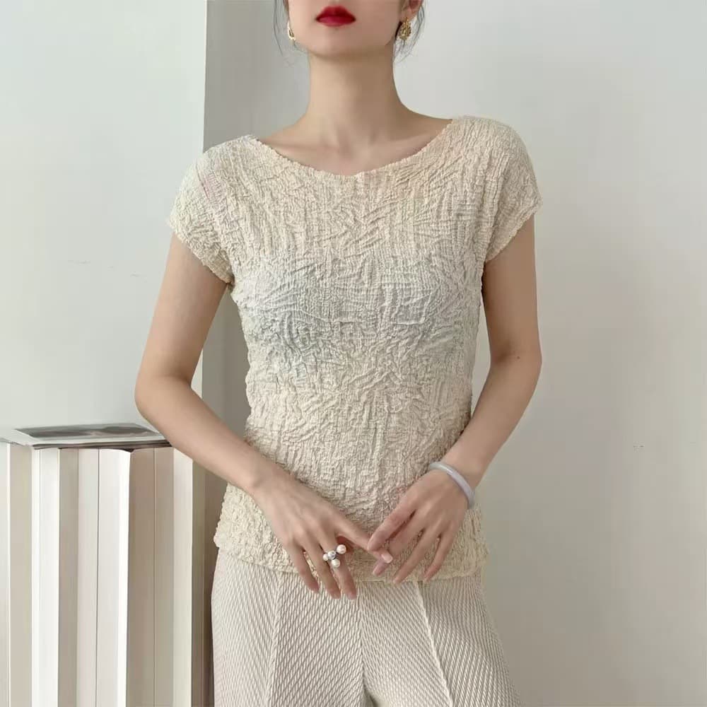 Miyake Pleats 2026 Summer New Arrival Simple Design Solid Color Large Round Neck Pleated Top Casual Elegant Versatile