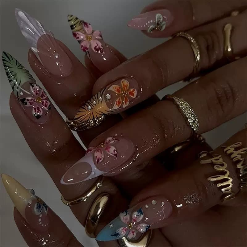Summer Beach Vacation Style Ins Tiger Print Wearable Nails 3D Floral Nail Art Stickers Dopamine Long Cute