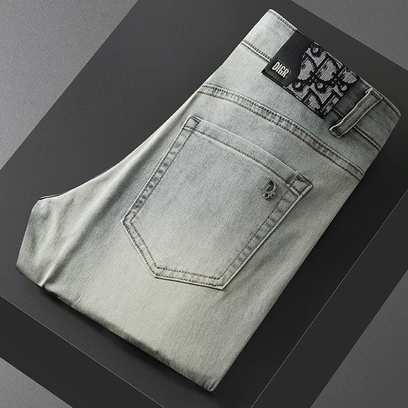 Jeans men's slim fit small feet elastic fashionable light luxury versatile trendy pants 2025 new European men's clothing