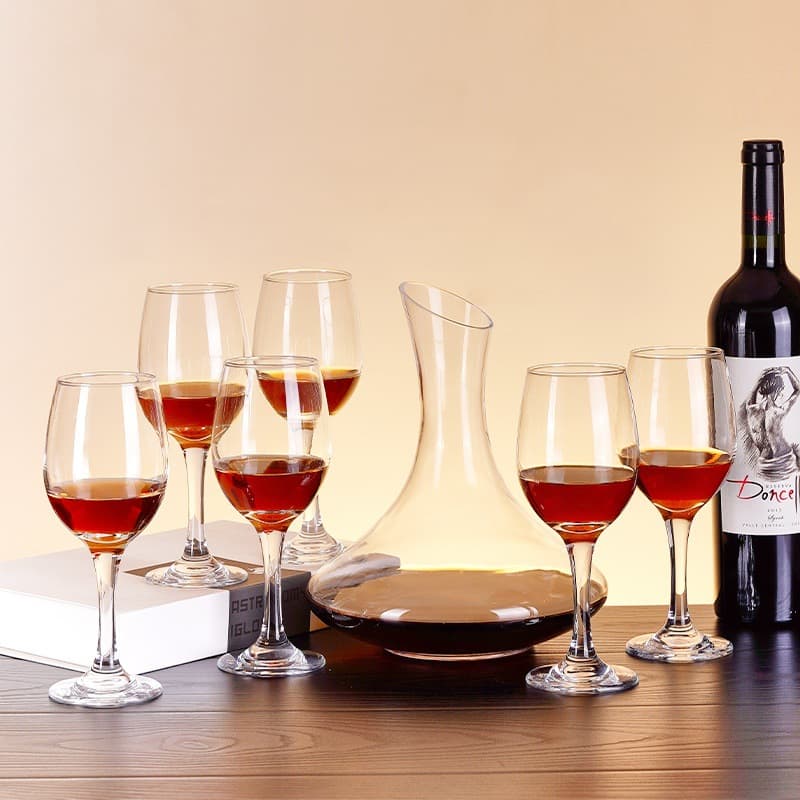 European-style angled red wine decanter and wine glass set, premium feel, includes decanter and wine glasses, factory direct sales
