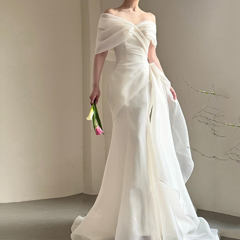 French Light Wedding Dress 2026 New Bride High-End Forest Super Fairy Off-Shoulder Train White Dress