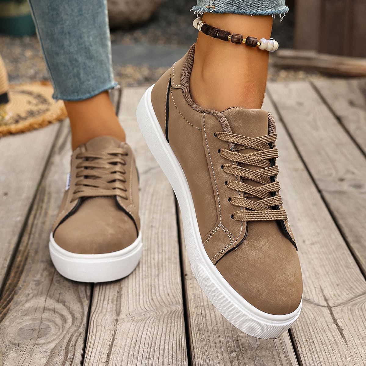 Cross-Border Large Size Casual Shoes for Women 2026 New Fashion Lace-Up Foreign Trade Sneakers European and American Sports Shoes Wholesale