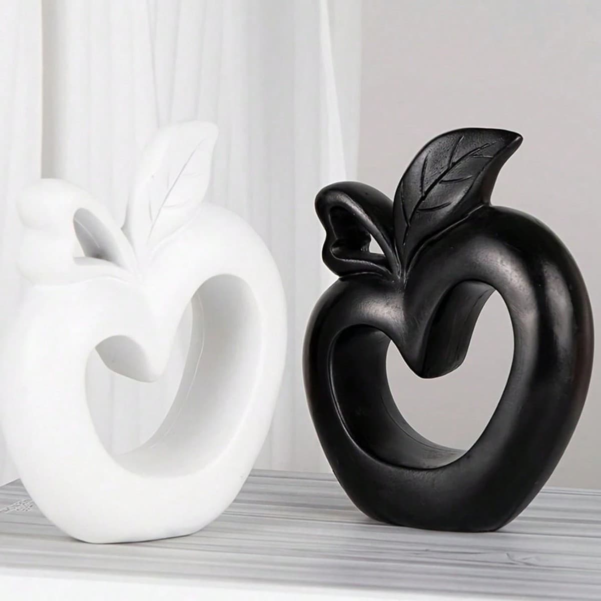Foreign Trade New Hotel Dining Table Home Furnishings Creative Abstract Christmas Apple Heart Resin Crafts Decorations