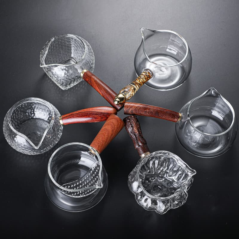 Manufacturer Wholesale Wooden Handle Glass Fairness Cup Gongfu Tea Set Accessories Thickened Heat-Resistant Creative Side-Handle Gong Cup