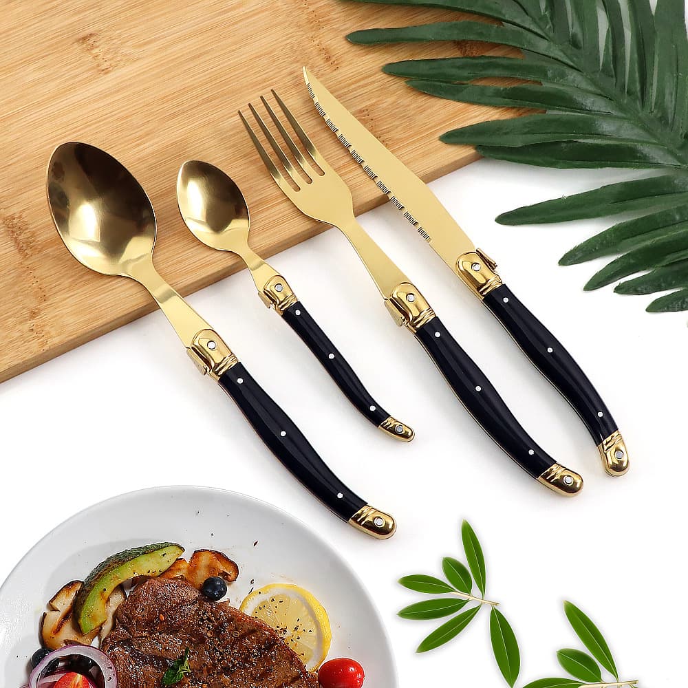 Gold-plated titanium-plated stainless steel tableware with plastic handles, steak knives, forks and spoons, daily Western tableware, home manufacturers in stock