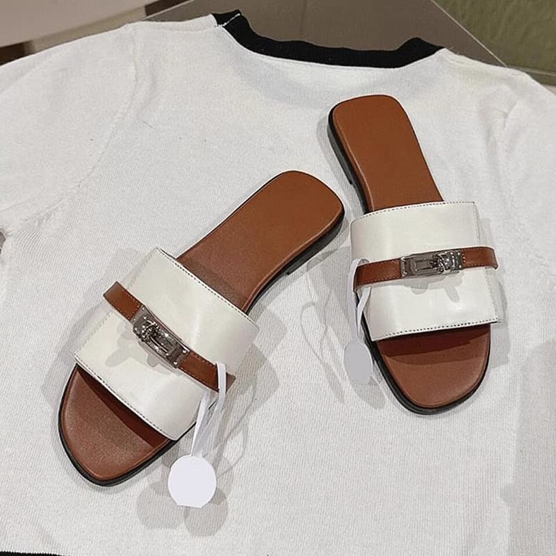 Chanel Style Color-block Lock Flat Slippers Women's Summer Wearing French Style New Flat Open Toe Casual Sandals