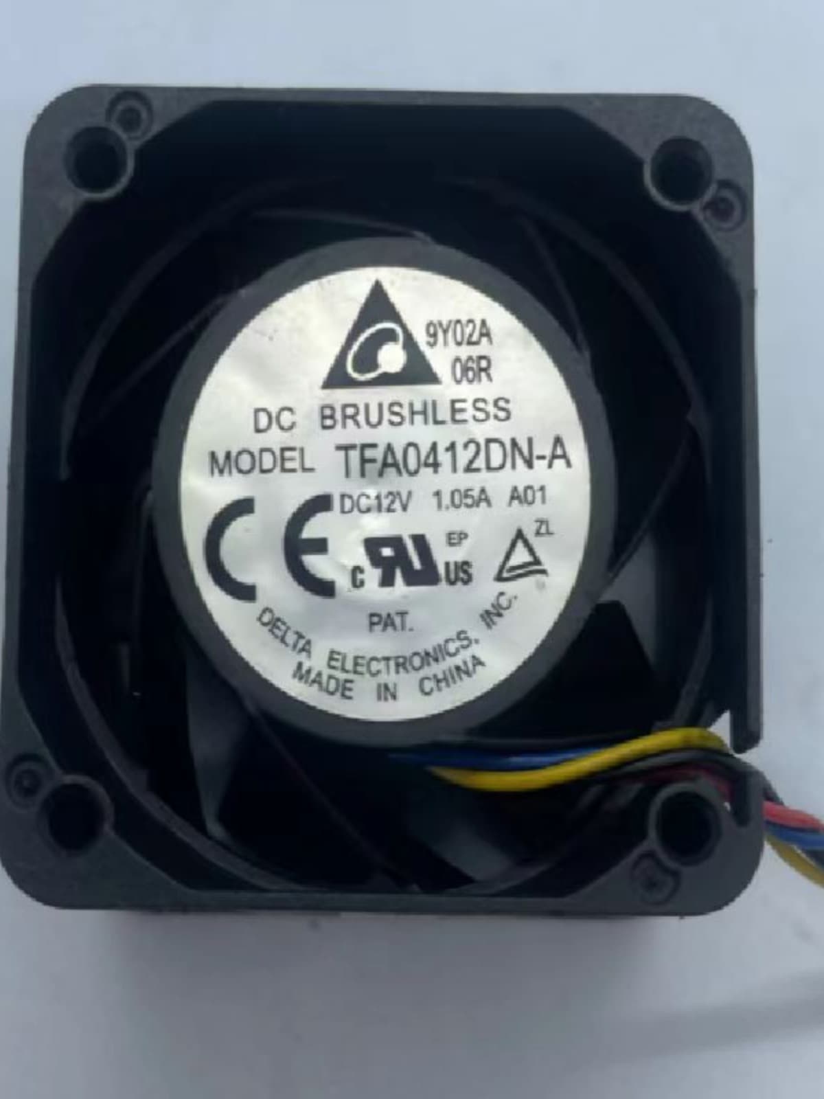 Manufacturer's Delta TFA0412DNA 12V 1.05A 4028 4CM/centimeter PWM dual ball bearing cooling fan