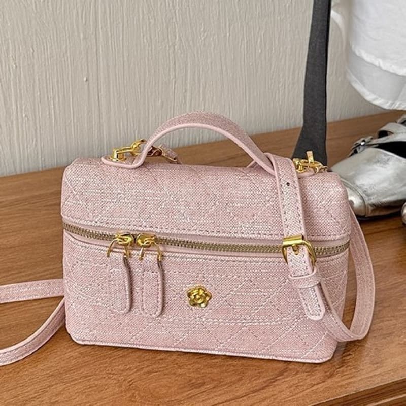 High-end Diamond Quilted Chanel-Style Chain Small Square Bag, Trendy Bags, Fashionable Commuter Box Bag, Versatile Shoulder and Crossbody Bag