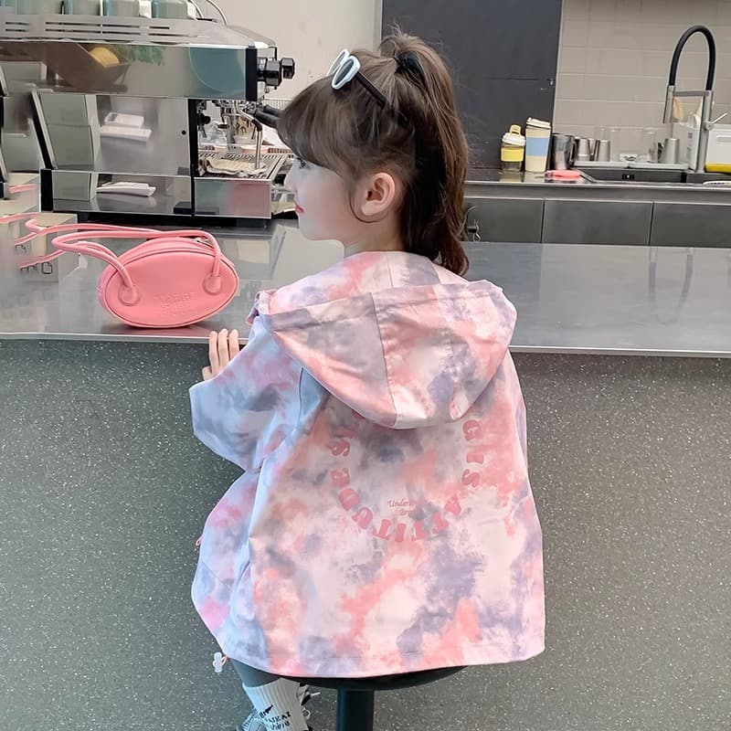 2025 New Stylish Girls' Hooded Jacket, Fashionable Autumn Children's Windbreaker