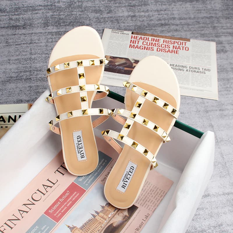 Flat Sandals for Women, Valentino-Style Studded Shoes, Summer Outdoor Round Toe PU One-Band Sandals, Large Size 41-43 In Stock