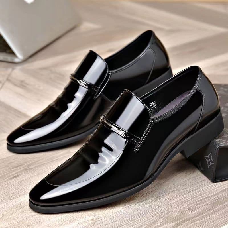 New Business Formal Leather Shoes for Men, Casual Wedding Groom British Style Height-Increasing Summer Breathable Pointed Toe Men's Shoes