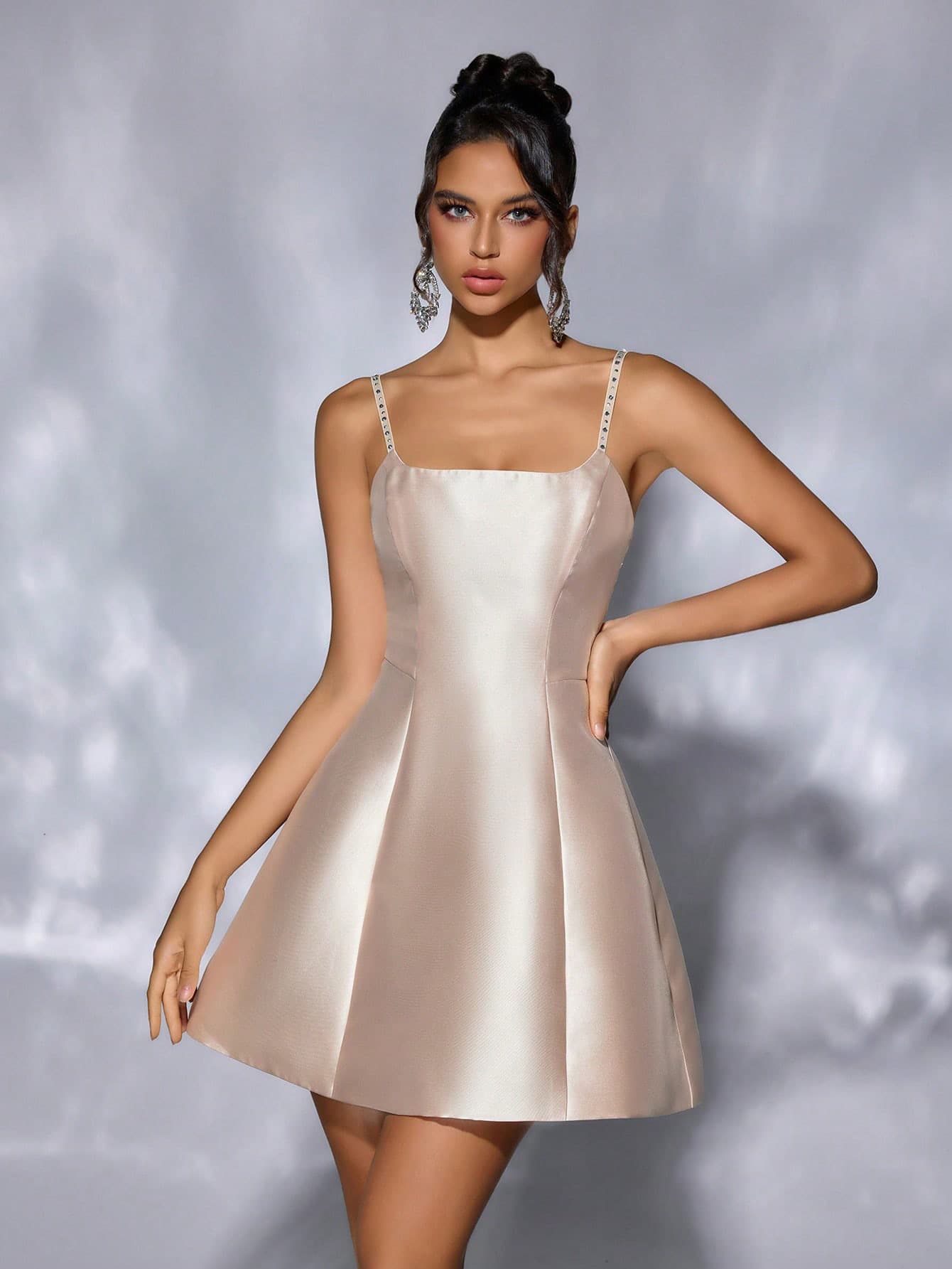 European and American women's slim shiny solid color short dress sexy backless dress sleeveless strap flared evening dress