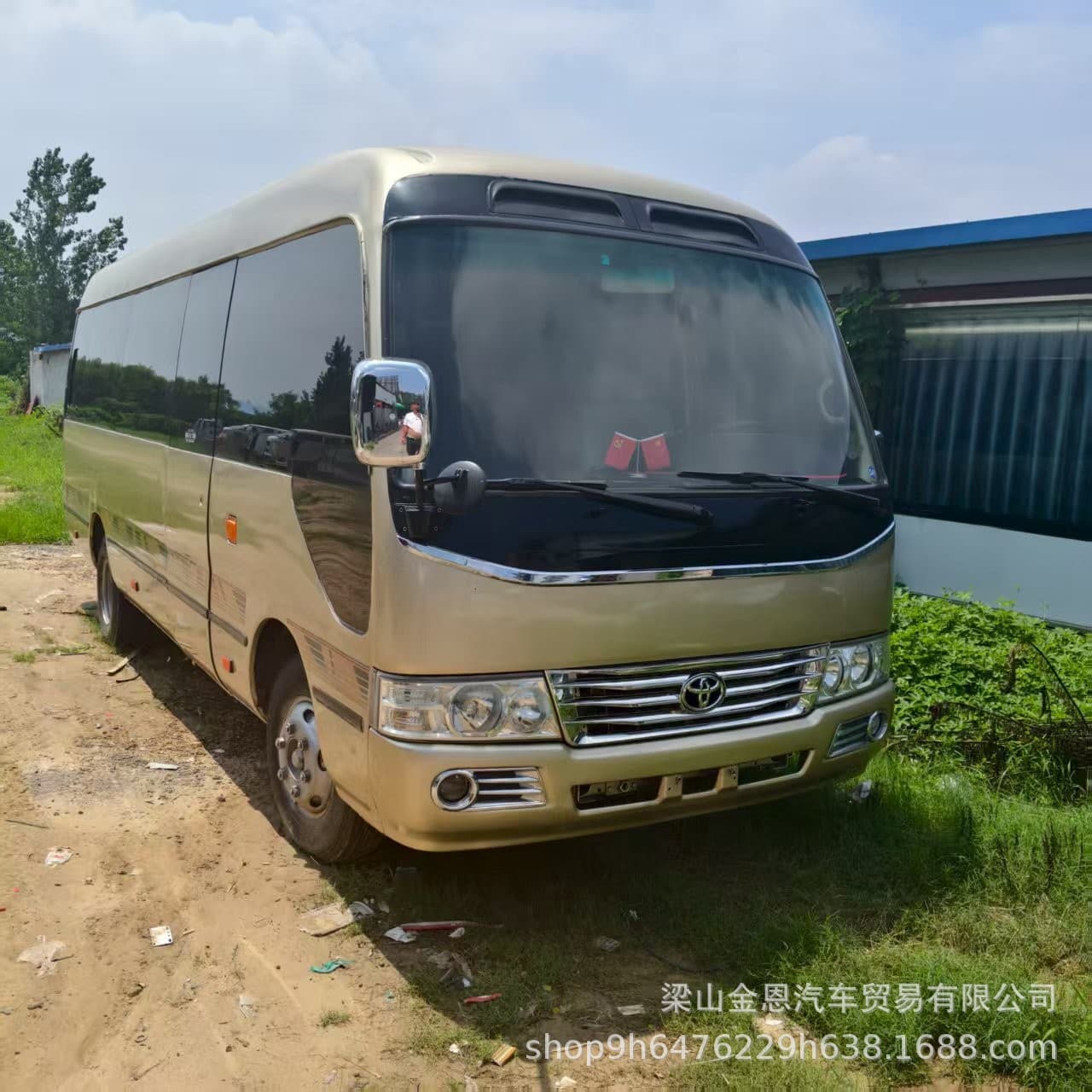 Sale Business Luxury Bus Coach Cross-border Export Premium Used Toyota Coaster Diesel Version Minibus