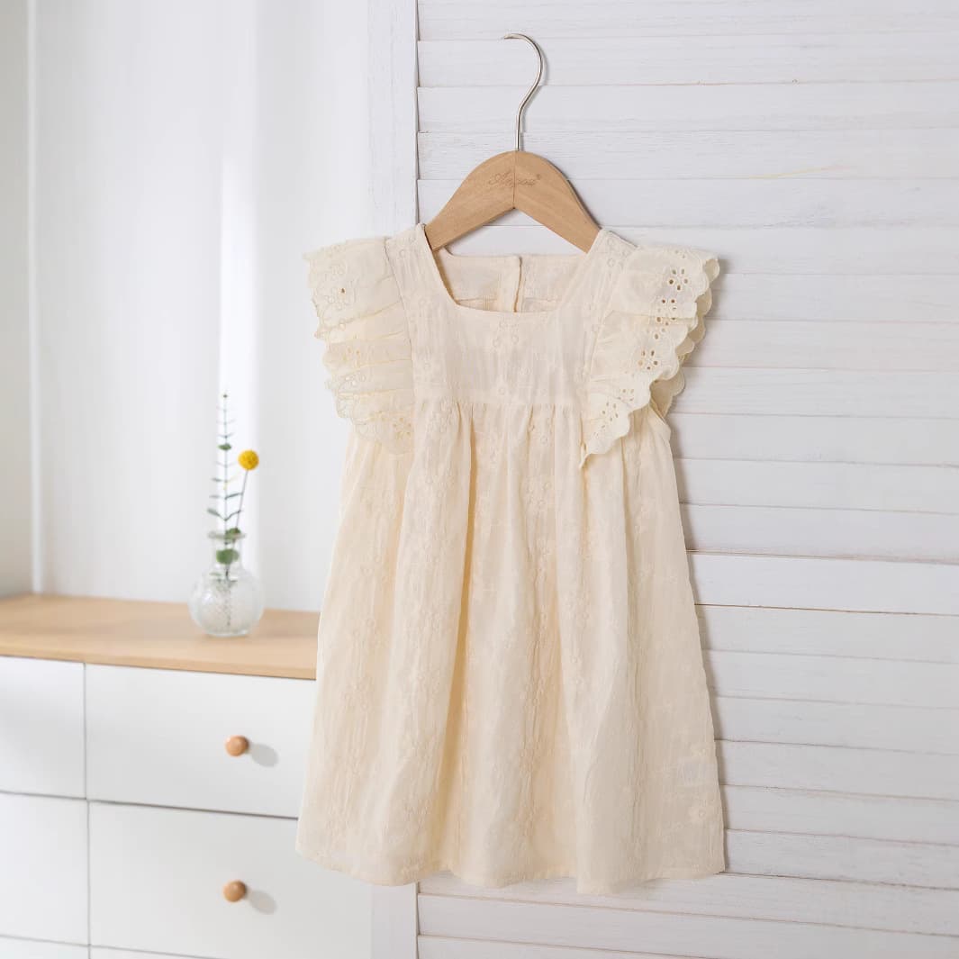 Girls Summer Floral Embroidery Dress Lace Trimmed Flying Sleeve Princess Style Korean Cotton Dress for Ages 3 to 8