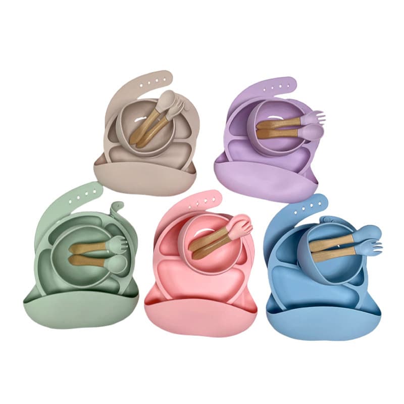 Silicone Feeding Utensils 5-Piece Set: Kids Plate, Baby Bib, Feeding Spoon, Mother and Baby Supplies, Baby Tableware Set