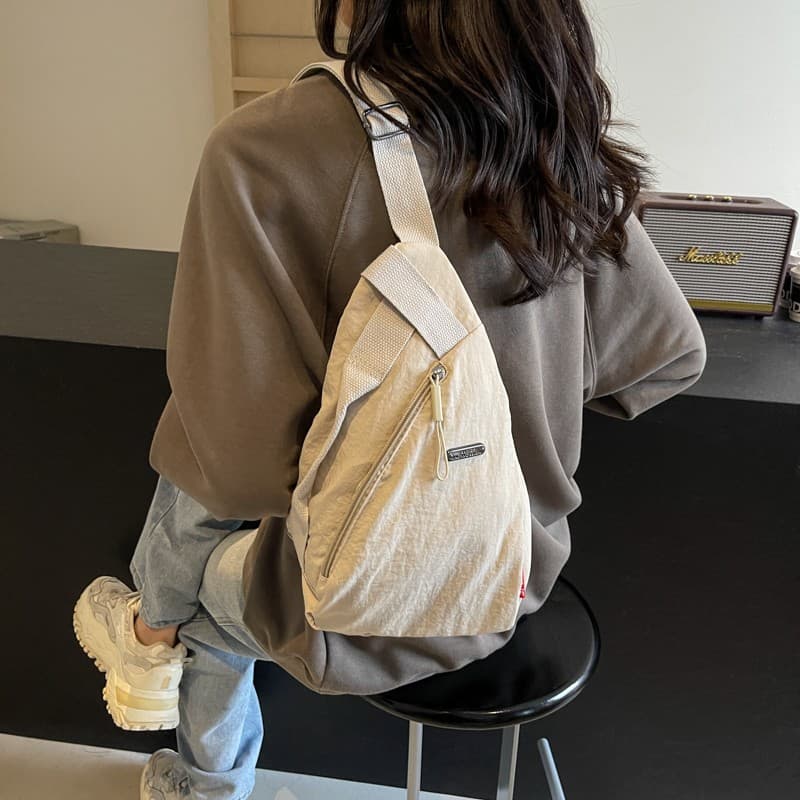 Cross-border chest bag women's bag 2024 autumn new shoulder crossbody bag casual simple versatile versatile fashionable shoulder bag