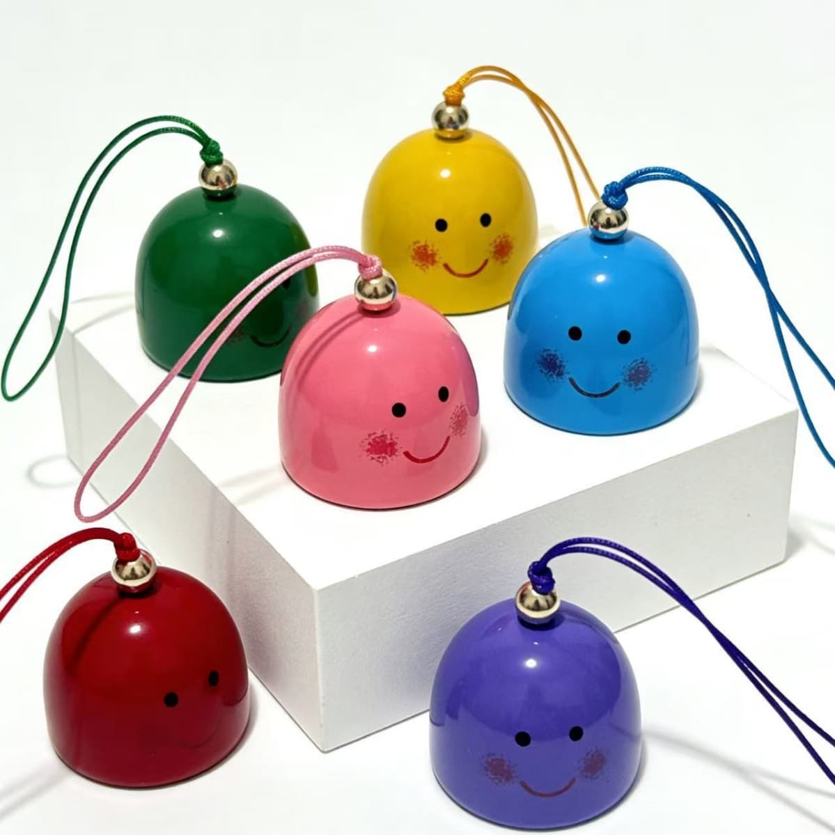 Cartoon expression bell pendant smiley face bell pendant diy jewelry pendant doorbell wind chime decorative bell