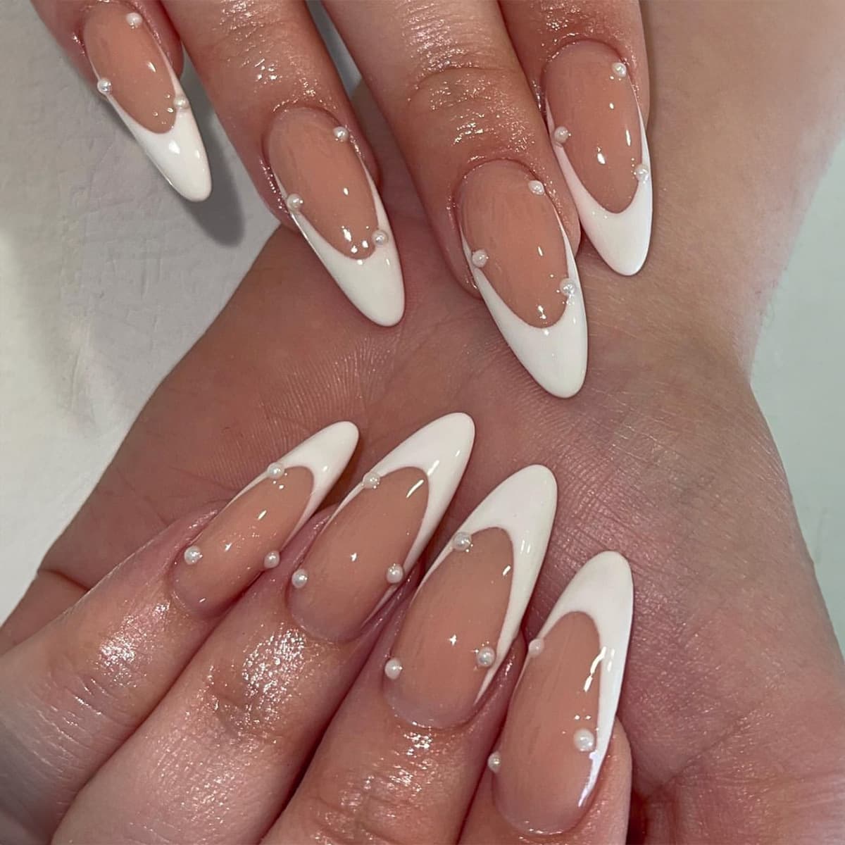 Cross-border Hot Selling Handmade Press-on Nails French Pearl Pink Style Nails Factory Direct Supply