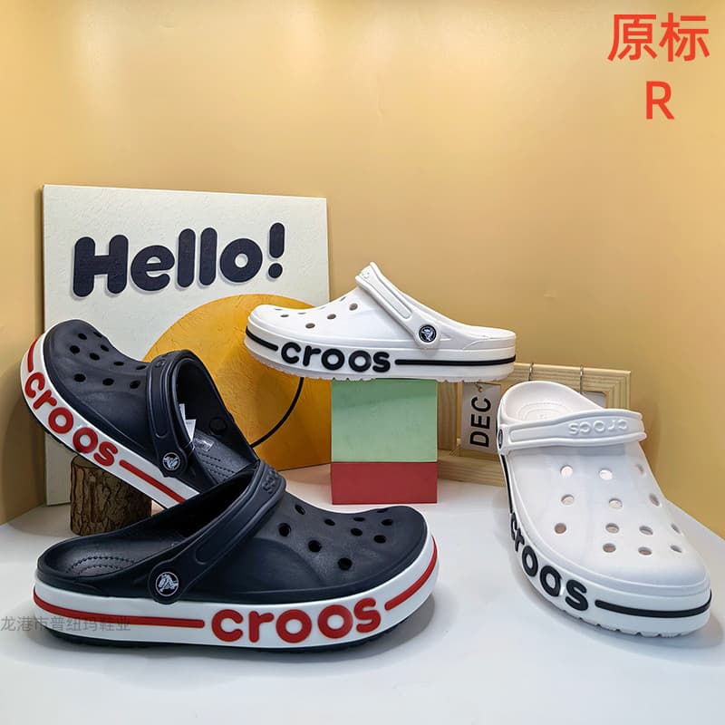 Croos Original Fashion Big Baya Crocs Men Women Couple Breathable Anti-Slip Beach Sandals Slippers Cloud-like Comfort