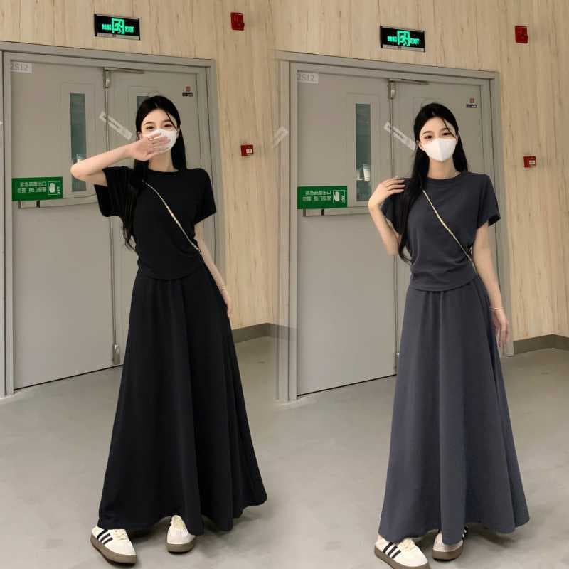 Real shot of large size 2026 summer Korean style round neck short backless short-sleeved T-shirt + high-waisted slim skirt suit