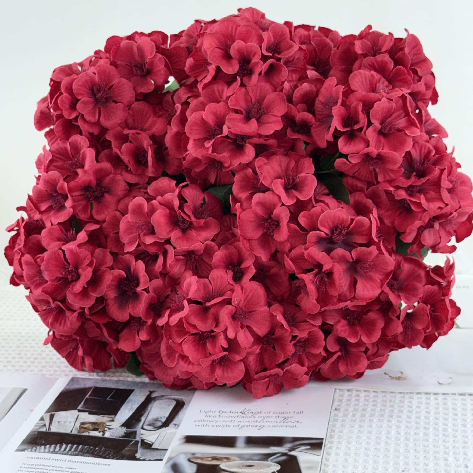 Wholesale Factory Direct Artificial Begonia Flowers Amazon Hot Selling 45-Head Begonia Living Room Home Decoration Flowers