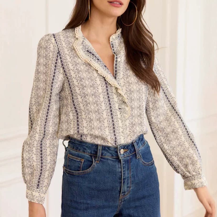 European and American Women's New Jacquard Fabric Embroidery French Long Sleeve Shirt Light Luxury Design Sense Export Women's Blouse