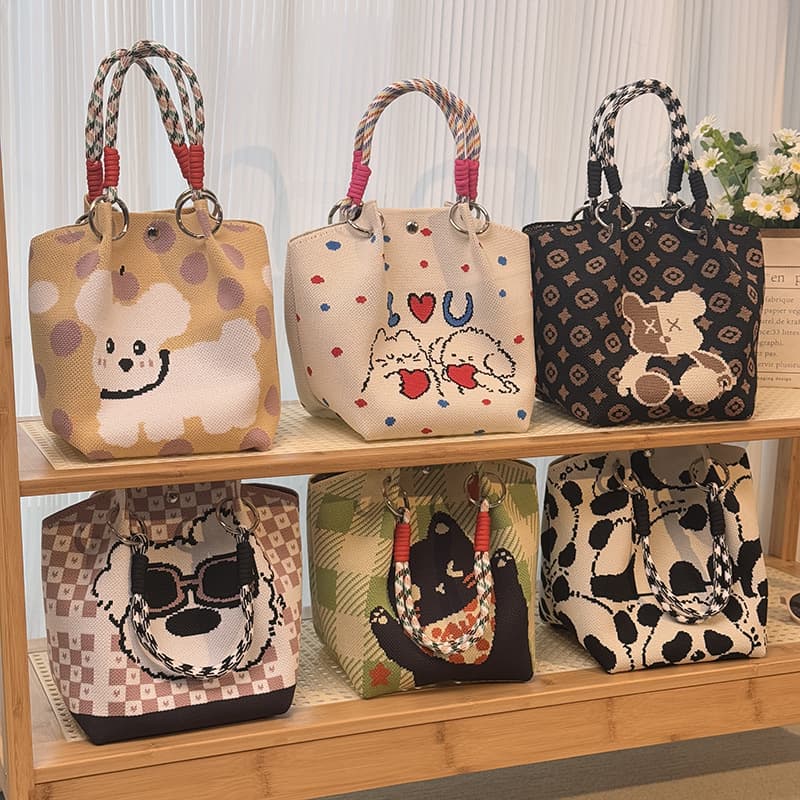 New Japanese and Korean ins knitted handbag women's summer work and travel portable commuting bag hand bag tote bag