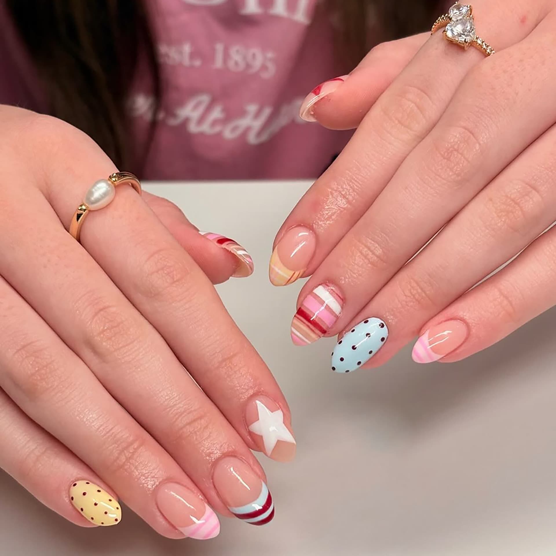 Lefan Dopamine Contrast French Wearable Nail Tips Short Almond Nails Star Polka Dot Striped False Nails