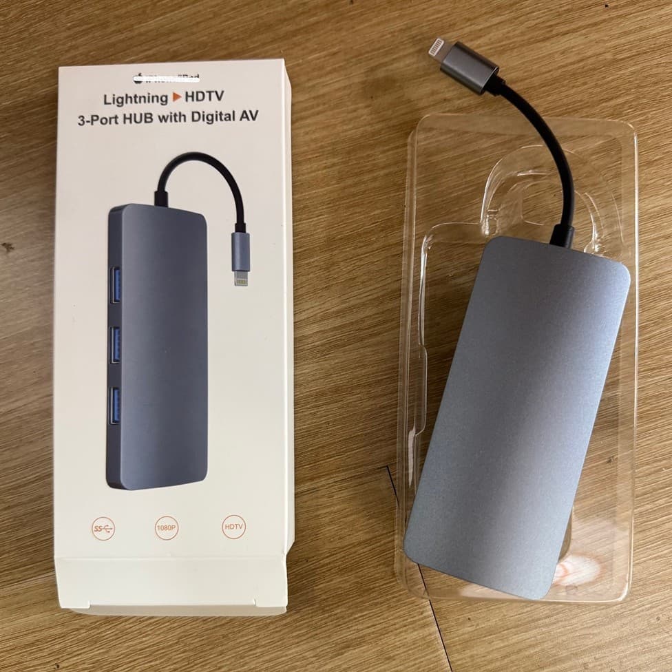 Suitable for Apple mobile phone Lightning to USB3.0 charging U disk five-in-one docking station HDMI projection cable