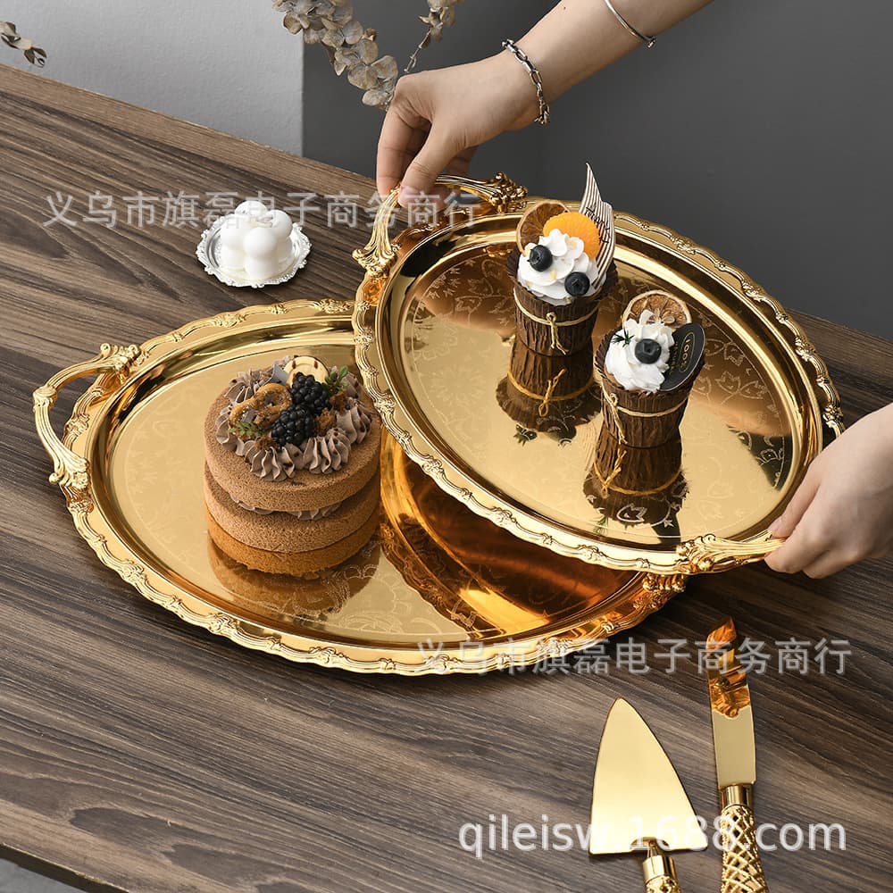 Gold wrought iron embossed small tray for displaying fruits, snacks, cakes, teacups, and jewelry; decorative plate.