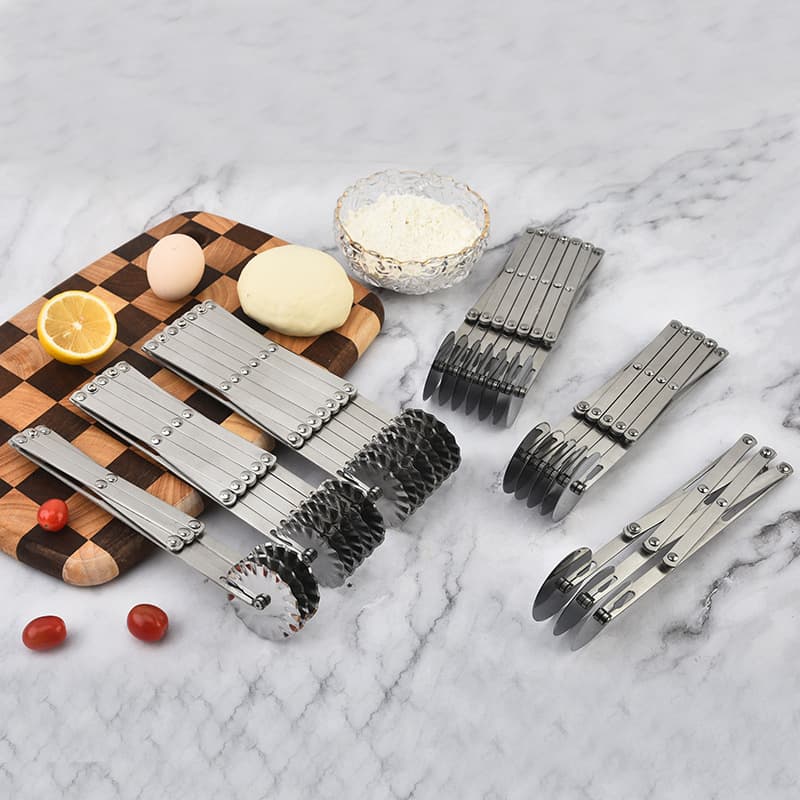 Stainless Steel Pizza Cutter Multi-Wheel Dough Knife Multifunctional Fritter Cutter Retractable Roller Pizza Cutter Pastry Divider