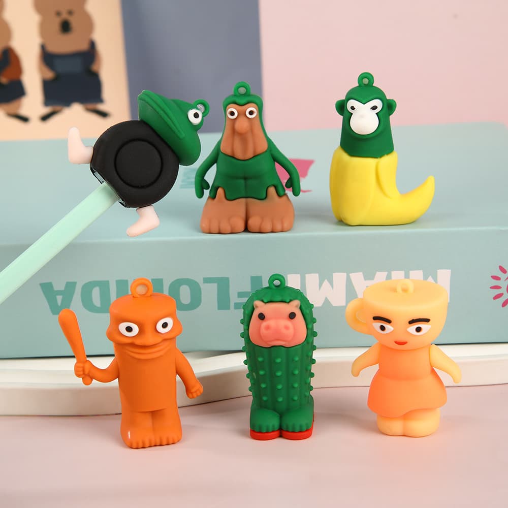 Cross-border soft glue Shan Hai Jing funny pencil sharpener mini single hole pencil sharpener small doll manual pencil sharpener stationery