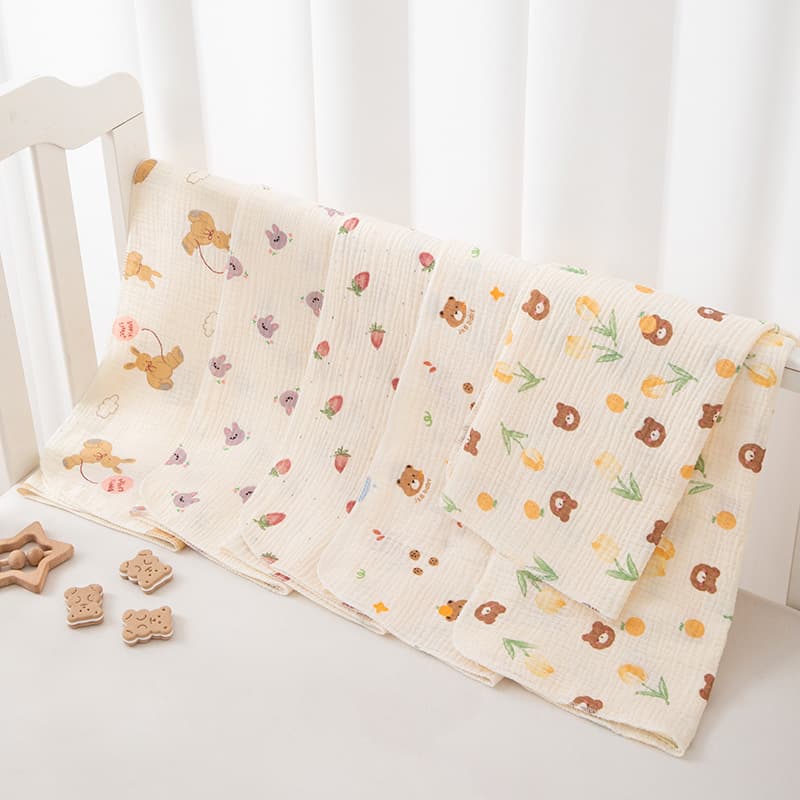 Newborn baby swaddle blanket, pure cotton double-layer crepe fabric, thin summer style, sunshade blanket, soft swaddle for newborns.