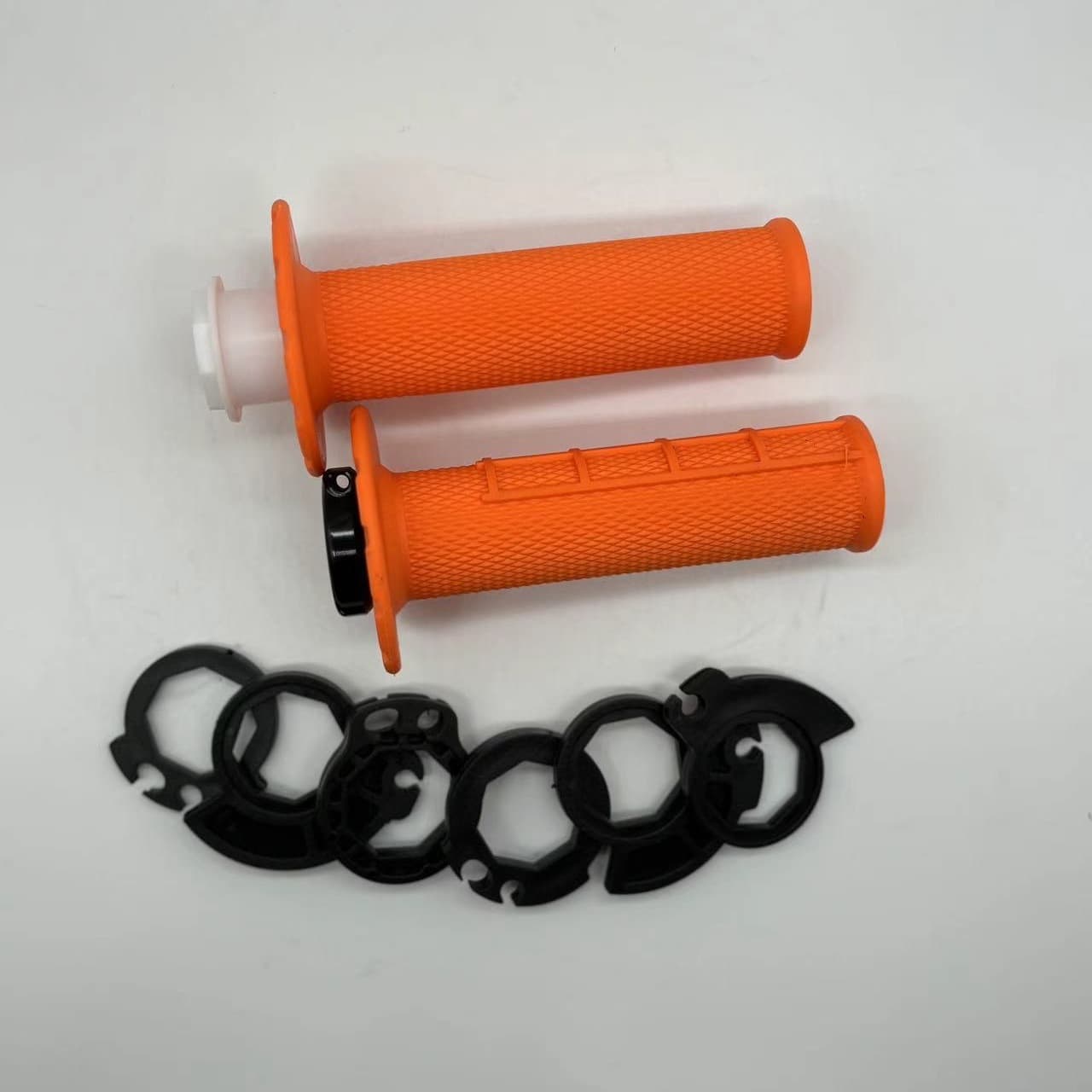 Wholesale Handlebar Grips for Dirt Bike Motorcycle Accessories Hengjian Z300 Kove KTM Throttle Self-Locking Grip