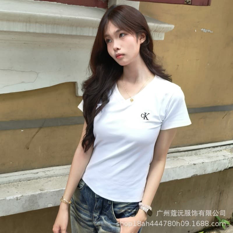 2026 Summer New C-House V-Neck Jeans Style Embroidered Short Sleeve T-Shirt Slim Fit Casual Versatile Women